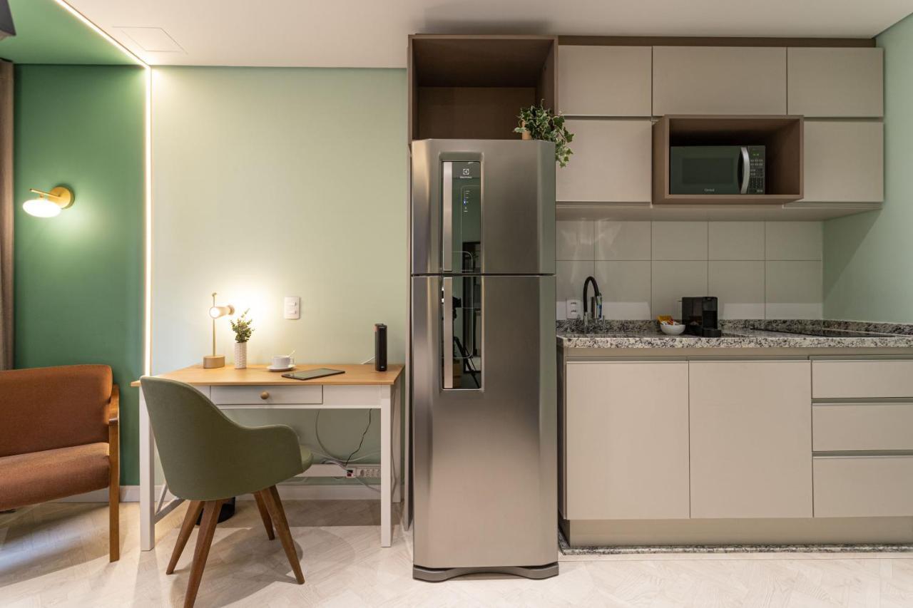 Apartamento Nomah - Aptos Por Temporada Alves Guimaraes 251 *